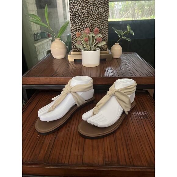 Sanuk Sz 6 Yoga Sling Ella Natural Tan Womens Sandal New Minimalist Rare - Picture 1 of 8